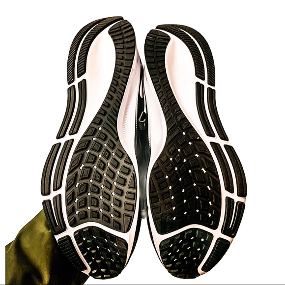 Nike zoom Pegasus size 13 like new 9.9/10 - Picture 2 of 4